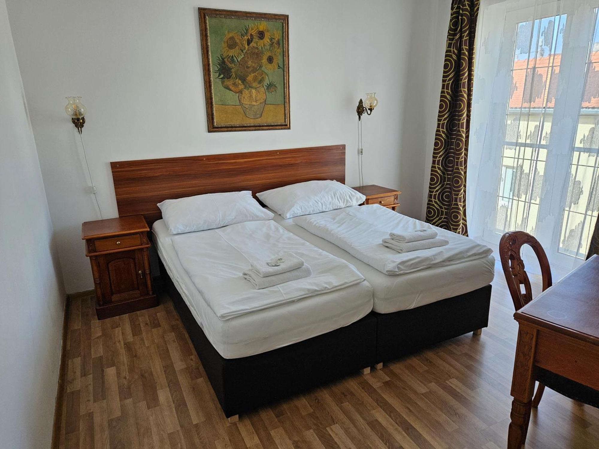 Hotel Union Louny Kültér fotó