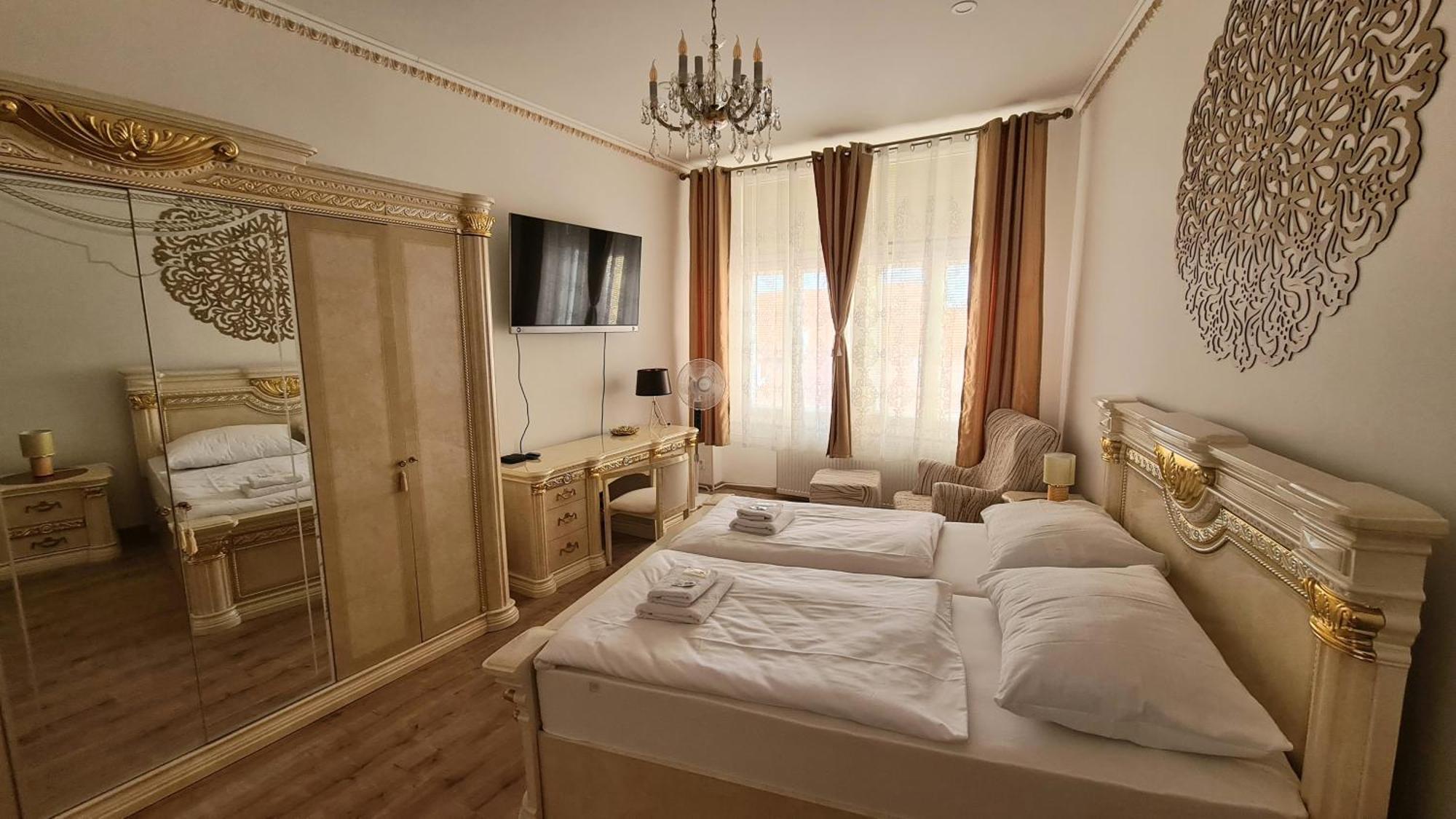 Hotel Union Louny Szoba fotó