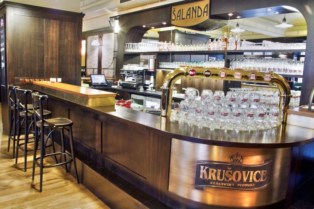 Hotel Union Louny Kültér fotó