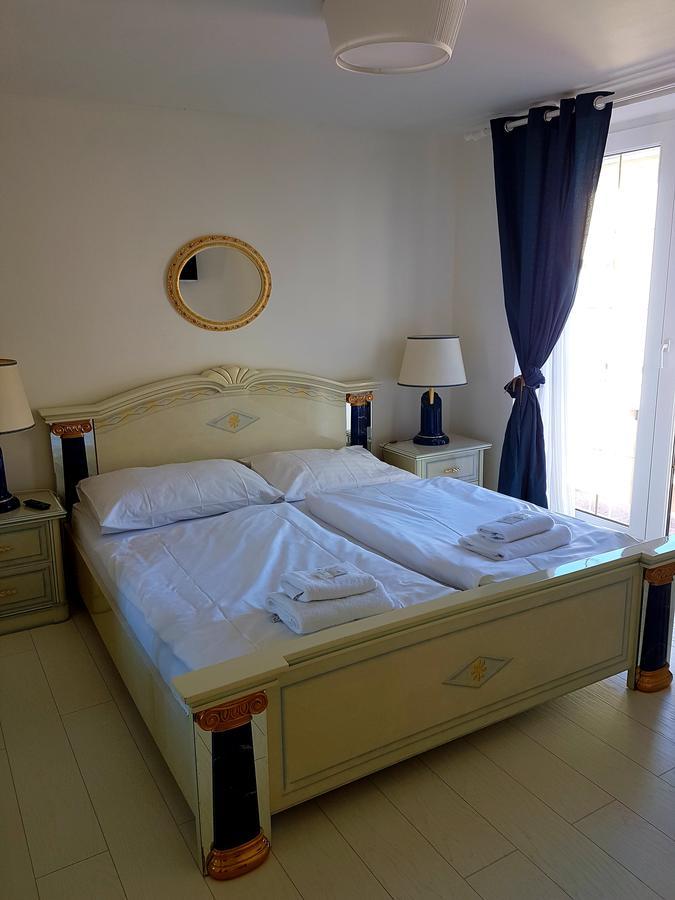 Hotel Union Louny Kültér fotó