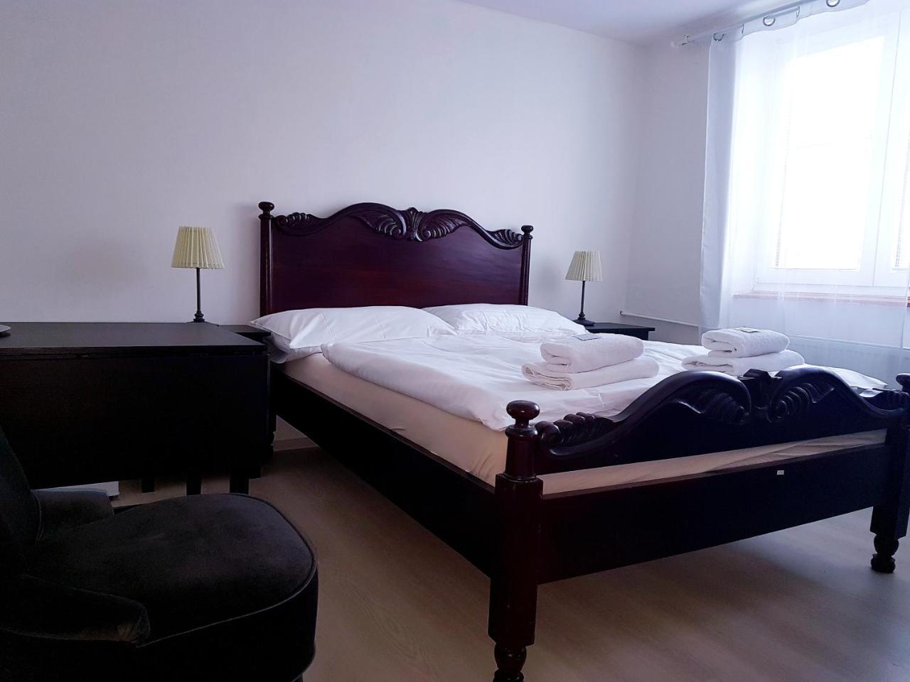 Hotel Union Louny Kültér fotó