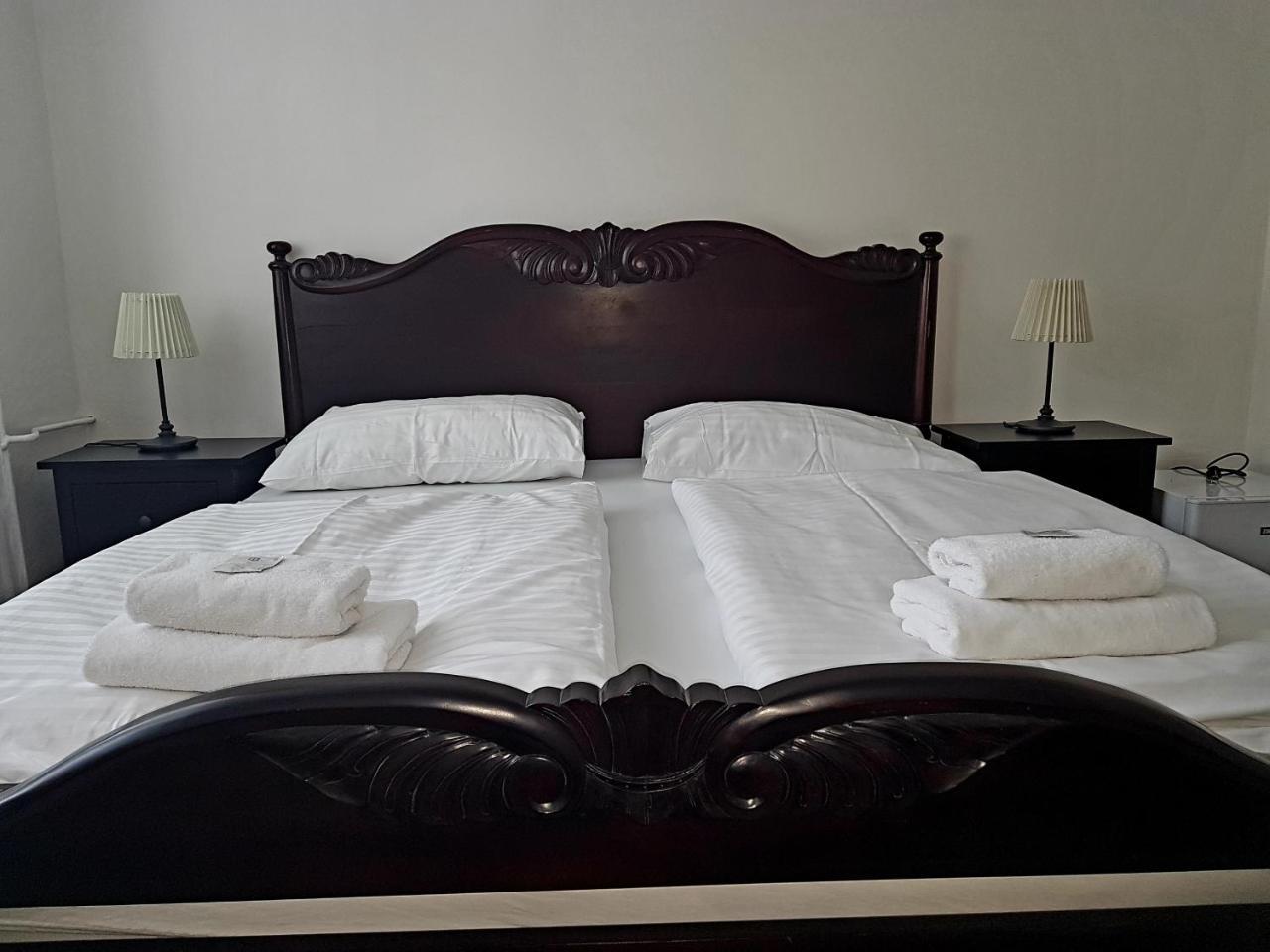 Hotel Union Louny Kültér fotó